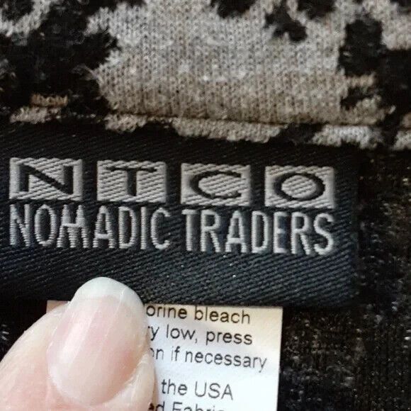 NTCO Nomadic Traders size small button front thick shirt - Picture 3 of 11